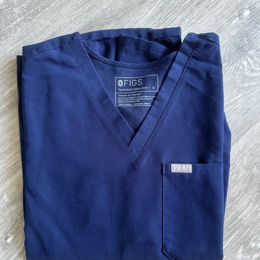 Figs Women's Catarina Scrub Top